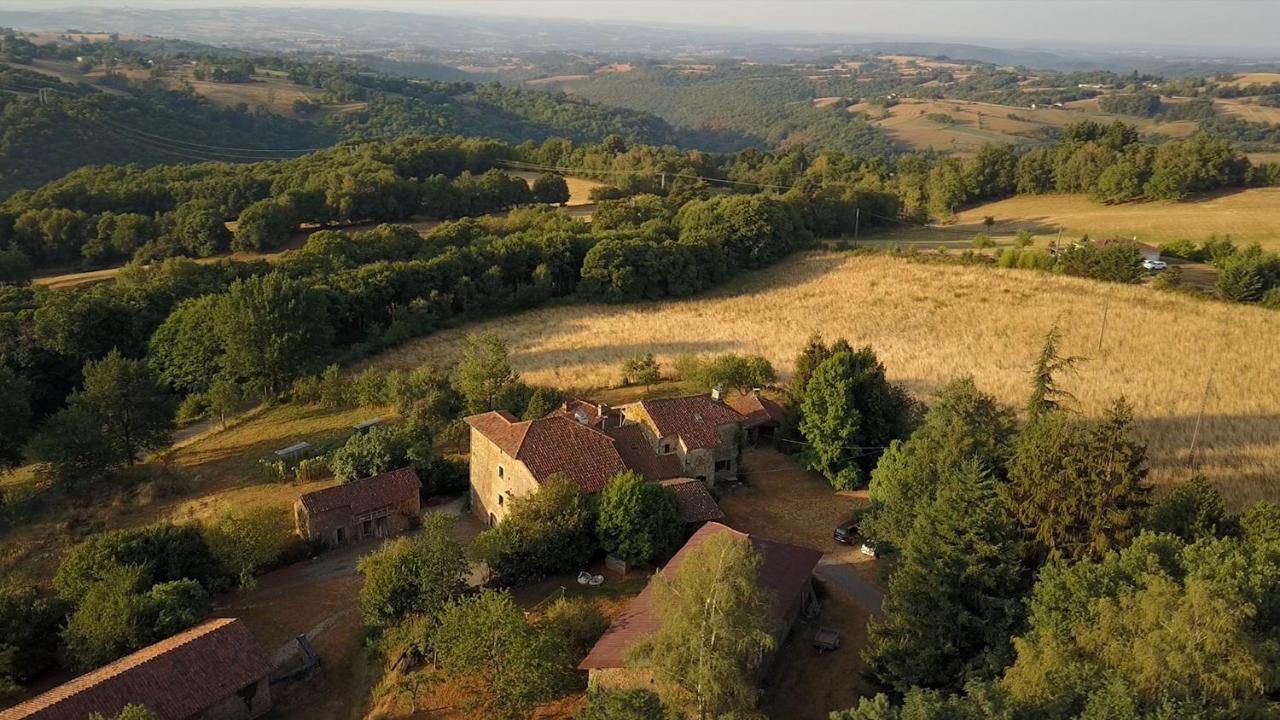 Grande maison de caractère en pierres -superbe vue Saint-Cirgues  Esterno foto